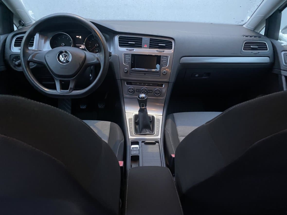 2013 Volkswagen GOLF - 8