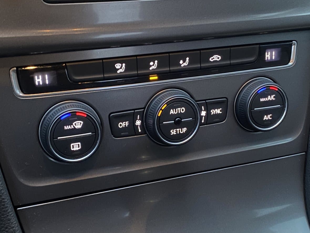 2013 Volkswagen GOLF - 14