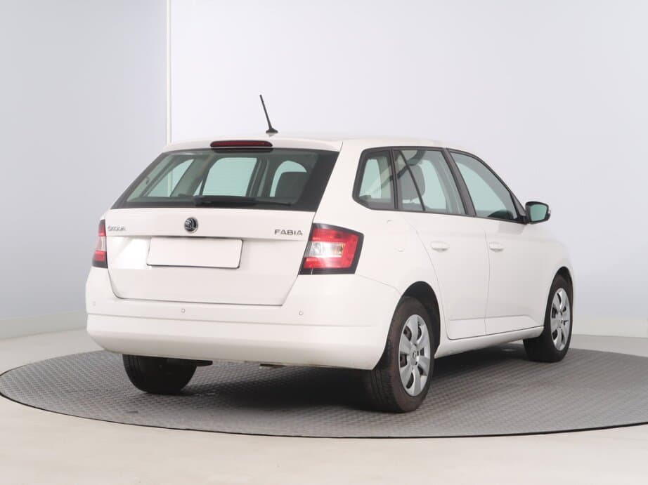 2017 Škoda FABIA - 7