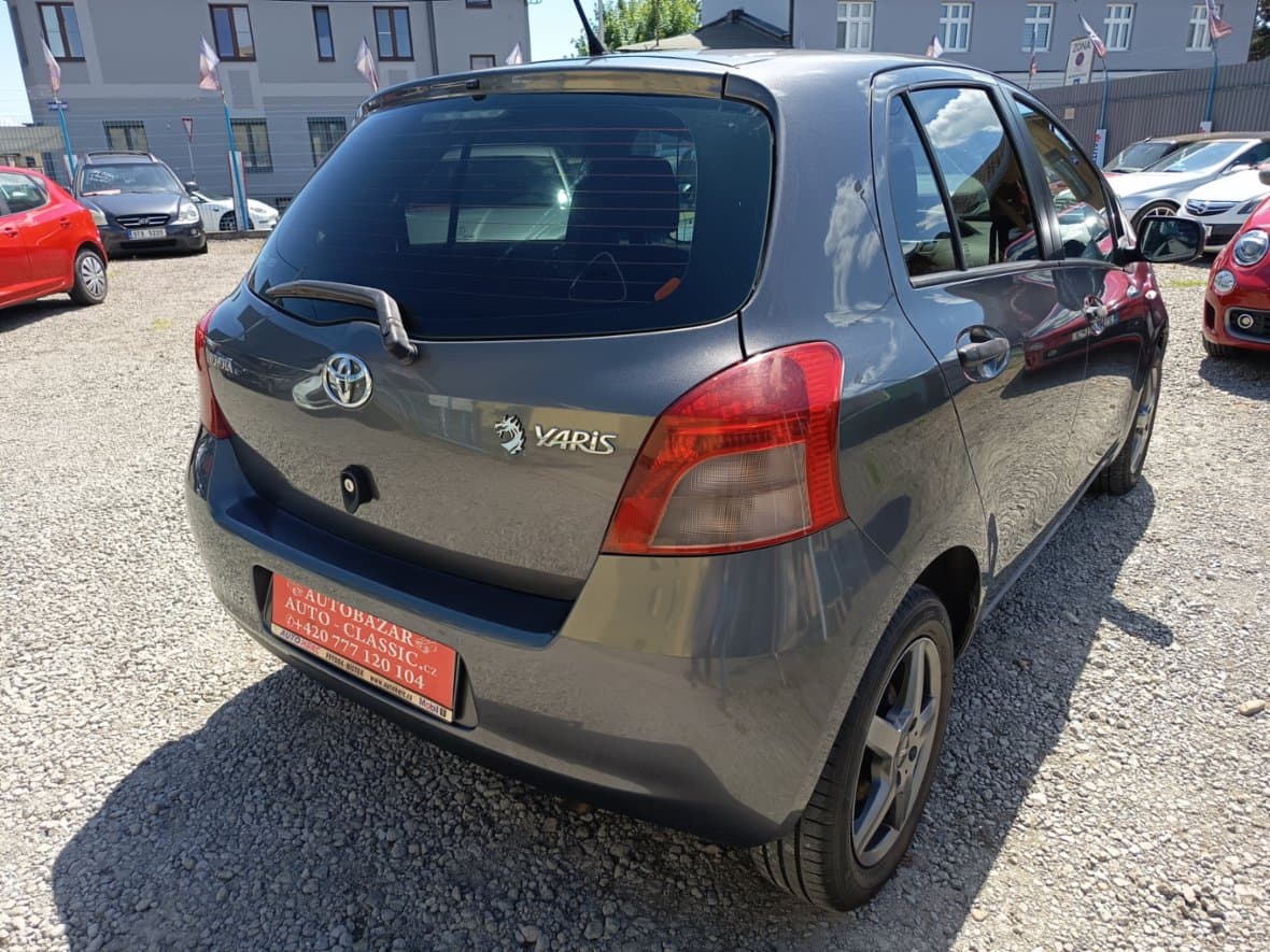 2008 Toyota YARIS - 4