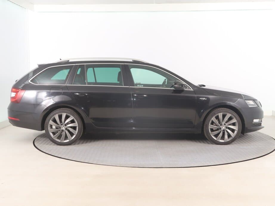 2018 Škoda OCTAVIA - 8