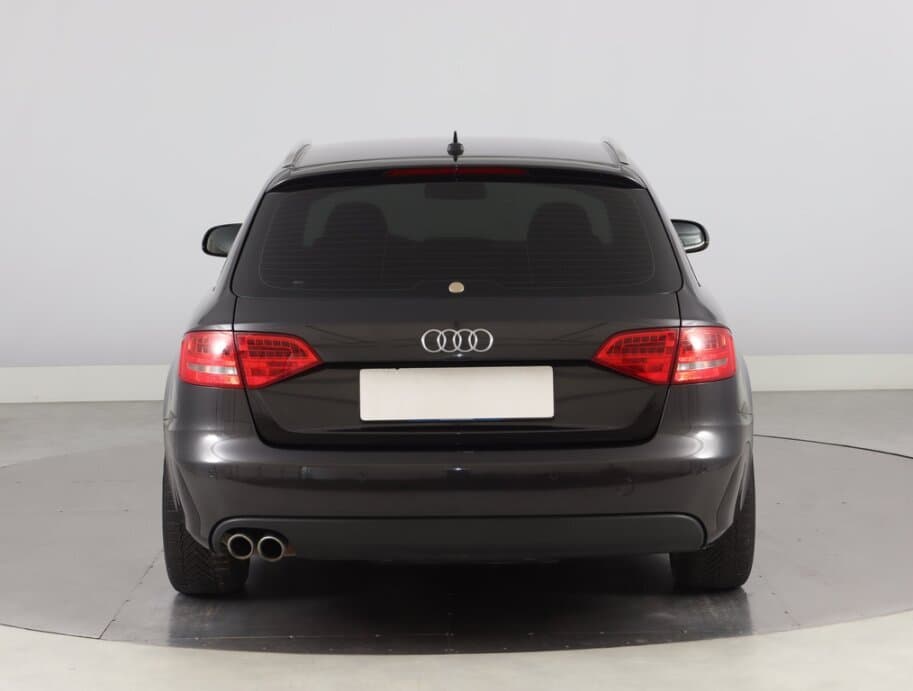 2011 Audi A4 - 6