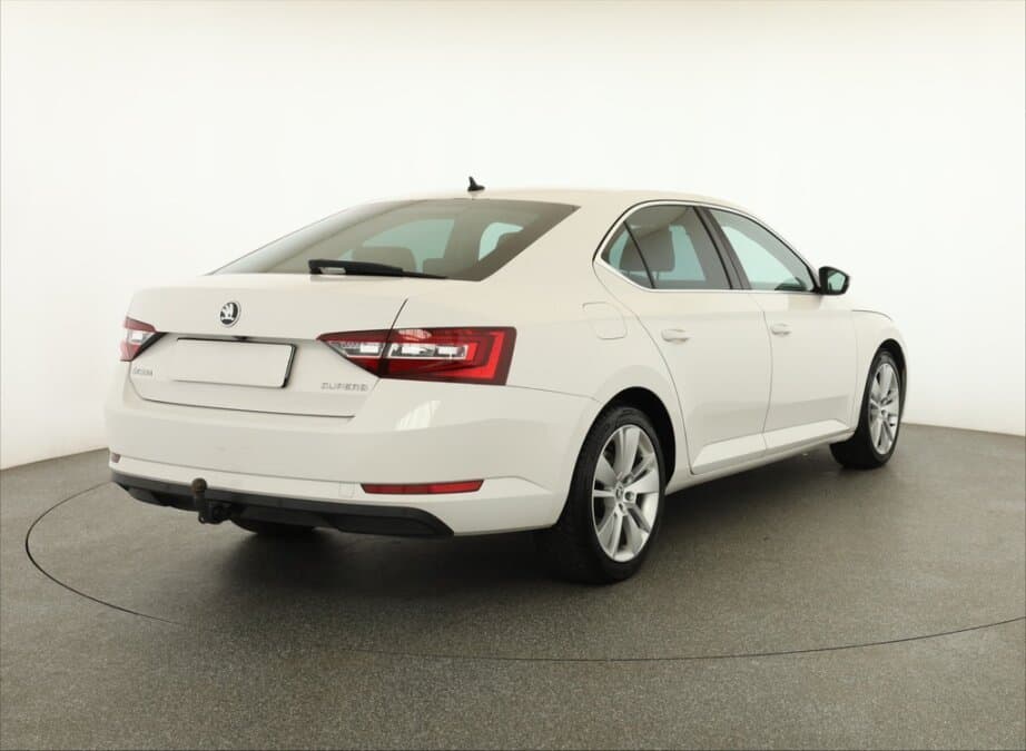 2017 Škoda SUPERB - 7
