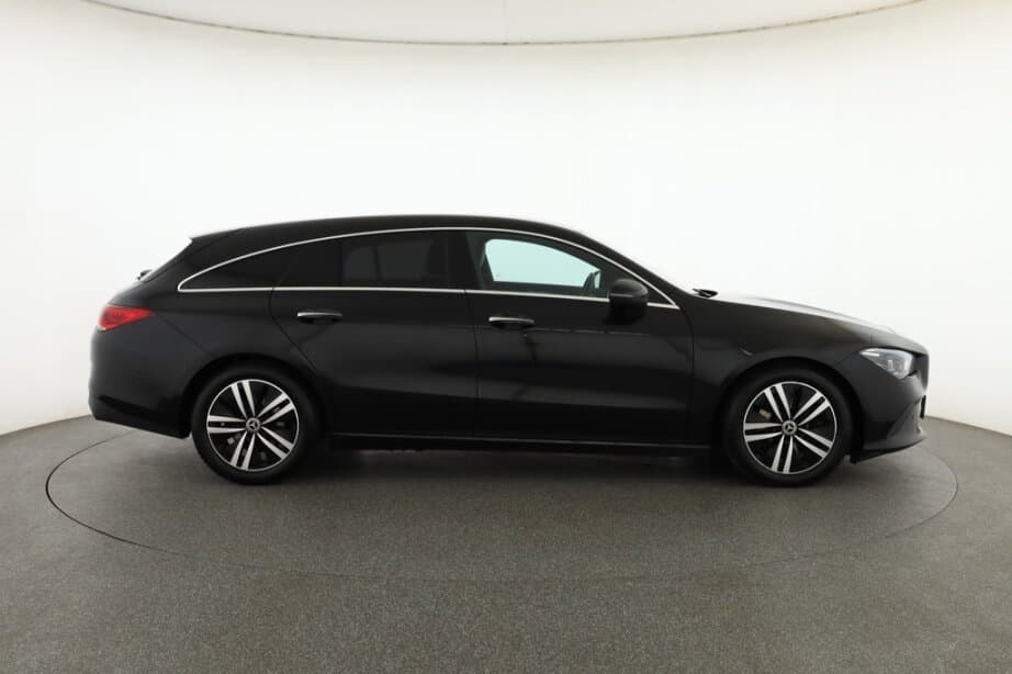 2021 Mercedes-Benz CLA - 8