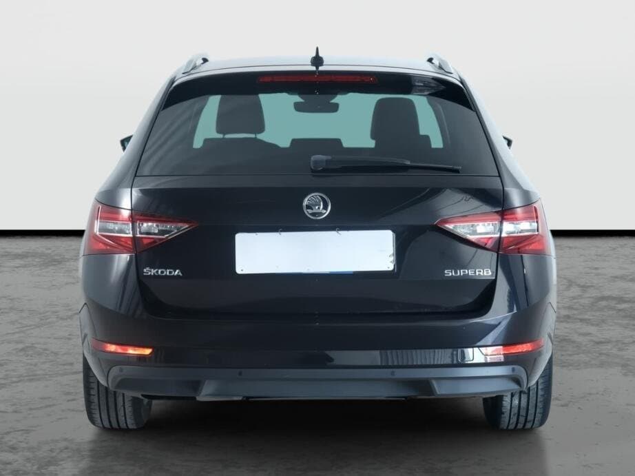 2018 Škoda SUPERB - 6