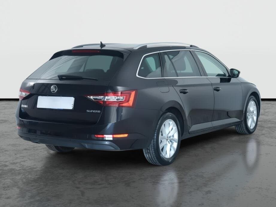 2018 Škoda SUPERB - 7
