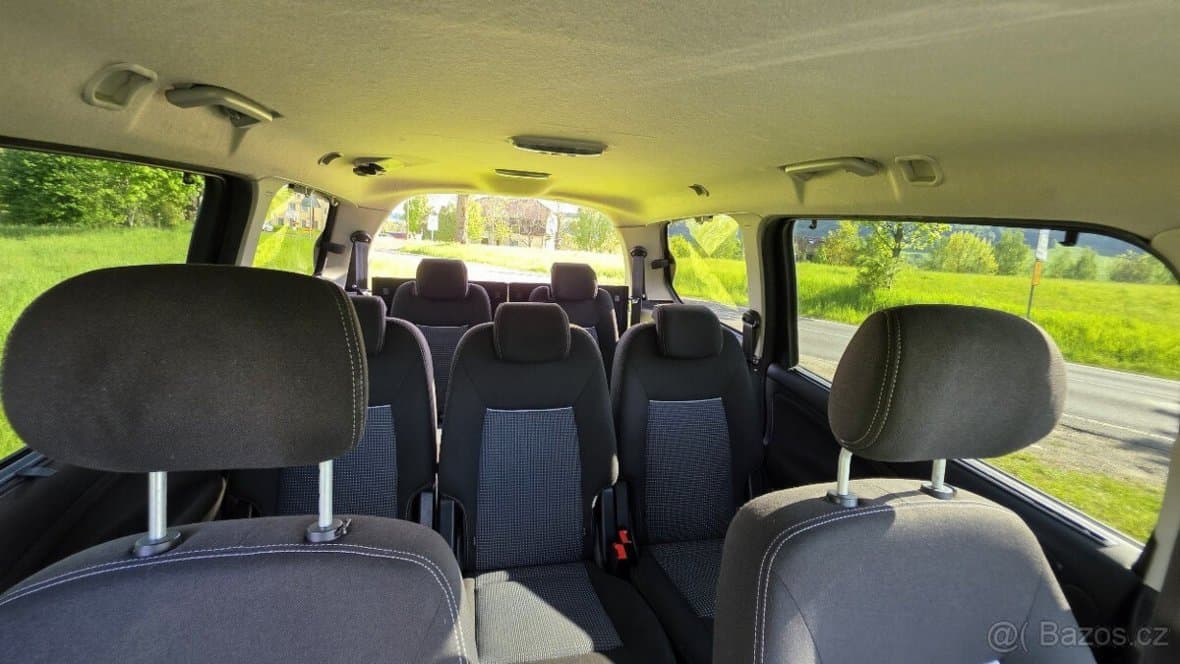 2011 Ford GALAXY - 10