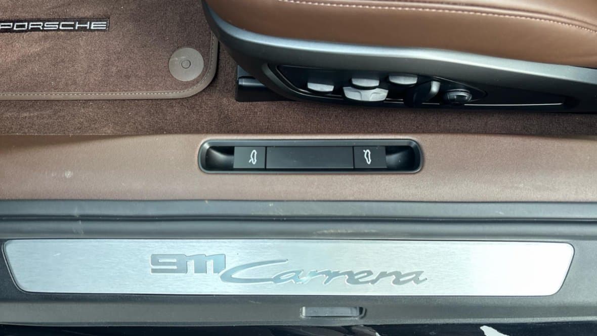 2026 Porsche 911 - 18