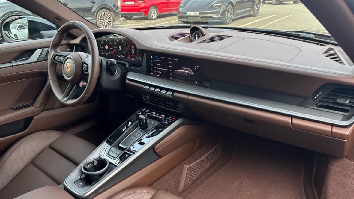 2026 Porsche 911 - 20