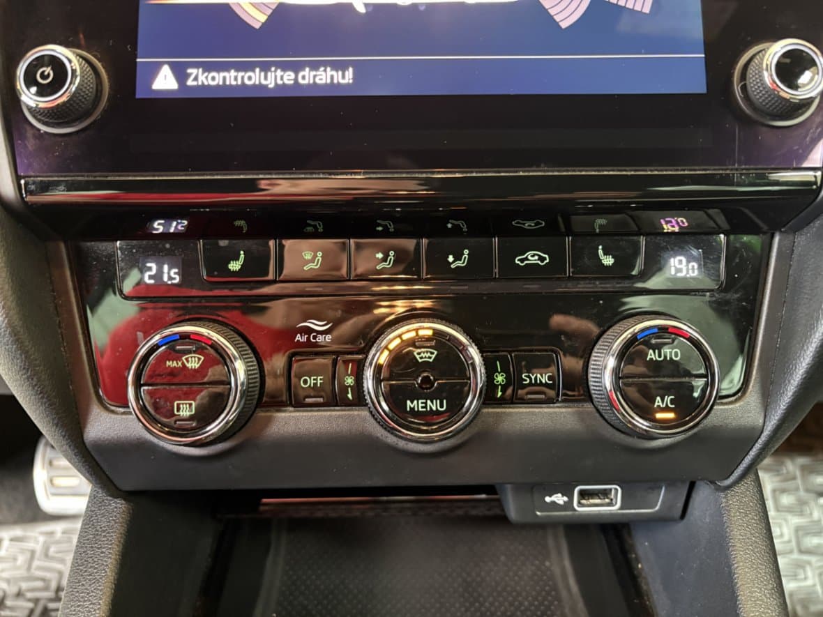2018 Škoda OCTAVIA - 29