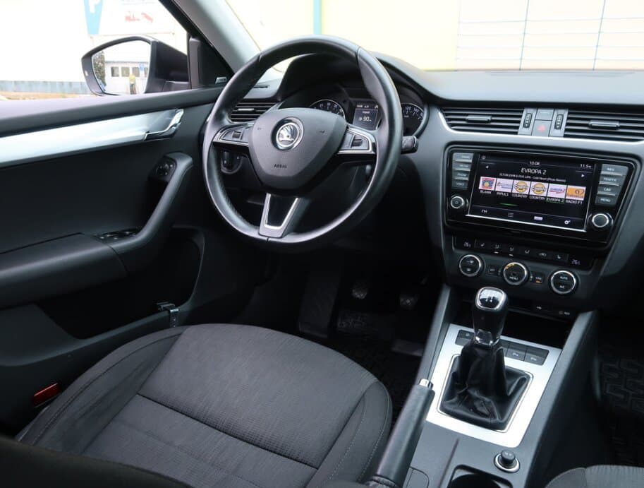 2016 Škoda OCTAVIA - 9
