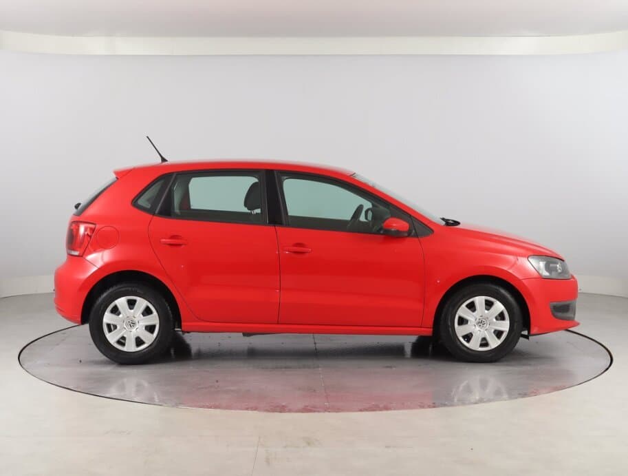 2011 Volkswagen POLO - 8