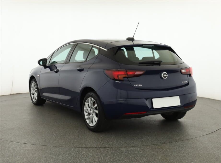 2017 Opel ASTRA - 5