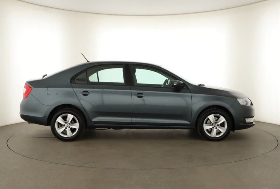 2016 Škoda RAPID - 8