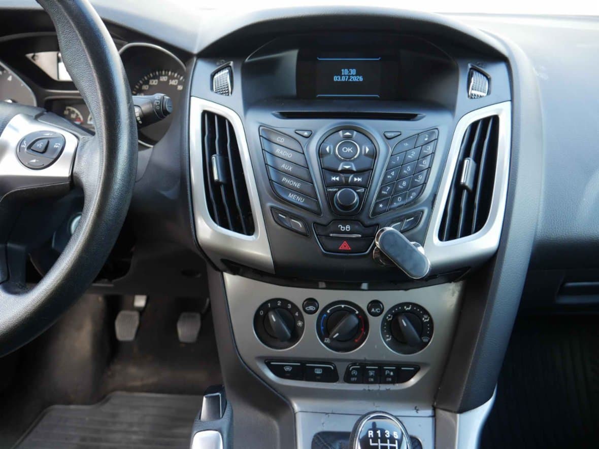 2013 Ford FOCUS - 11