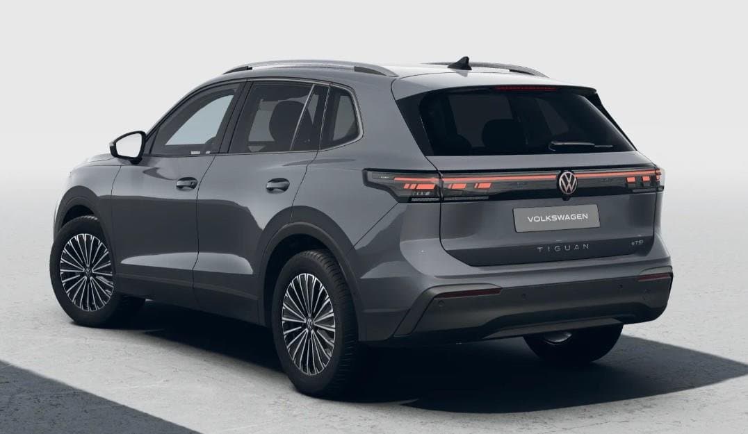 Volkswagen Tiguan - 3