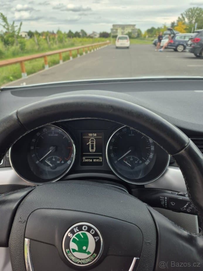 Škoda SUPERB - 19