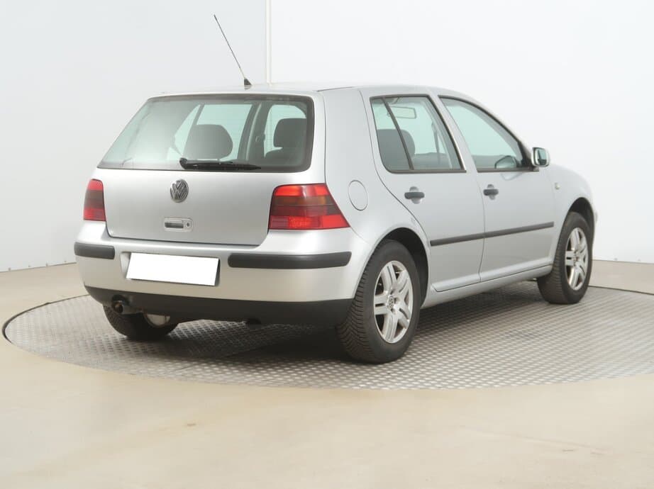 2002 Volkswagen GOLF - 7