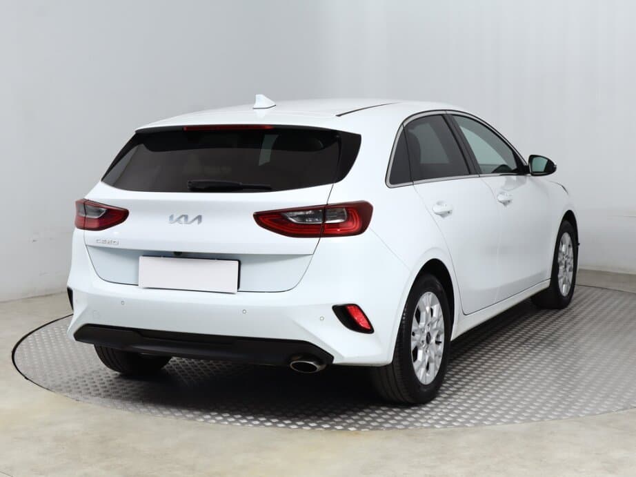 2023 Kia CEE'D - 7