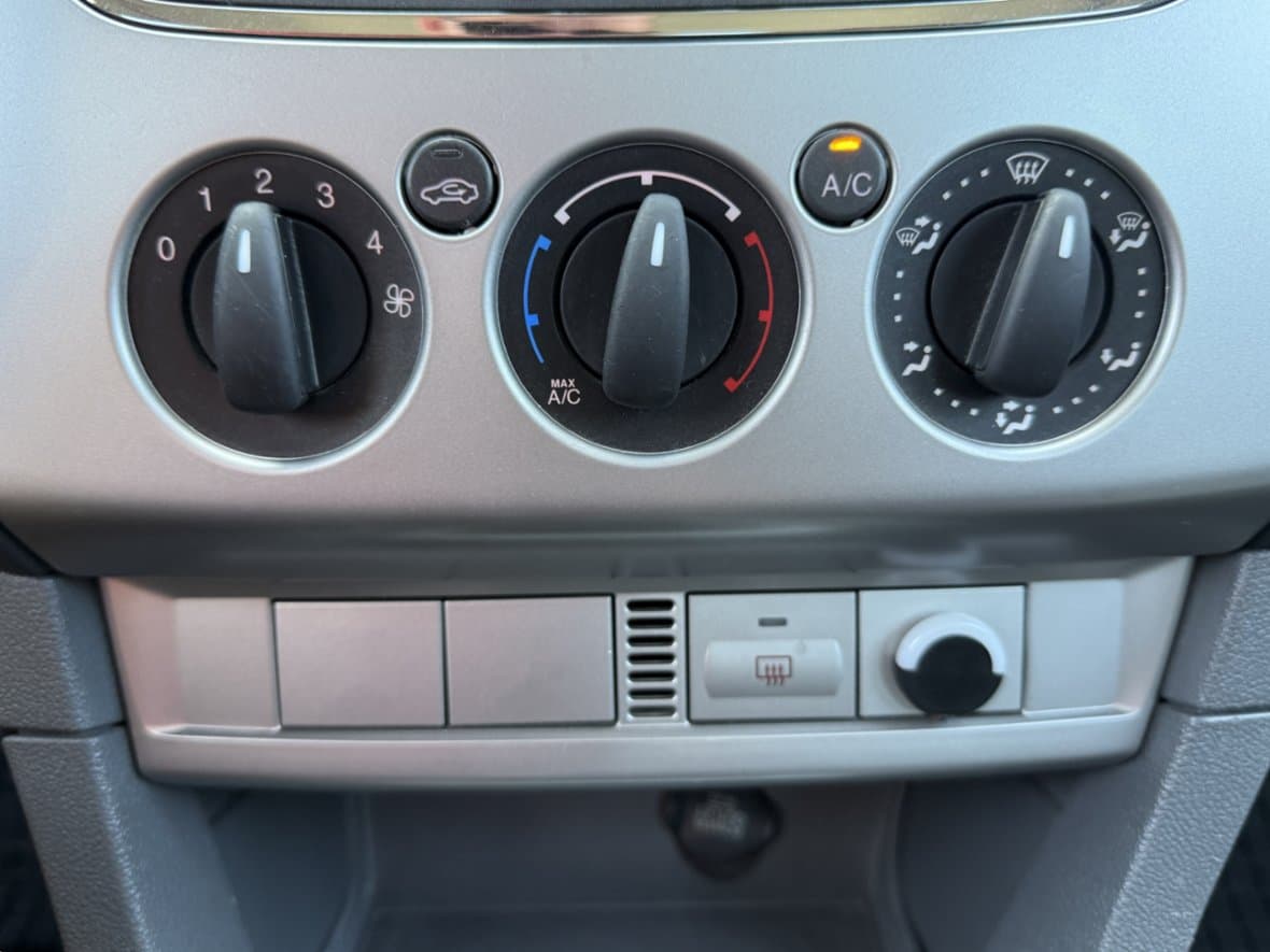 2011 Ford FOCUS - 13