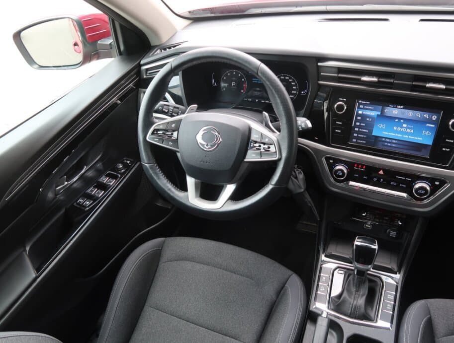 2021 SsangYong KORANDO - 9