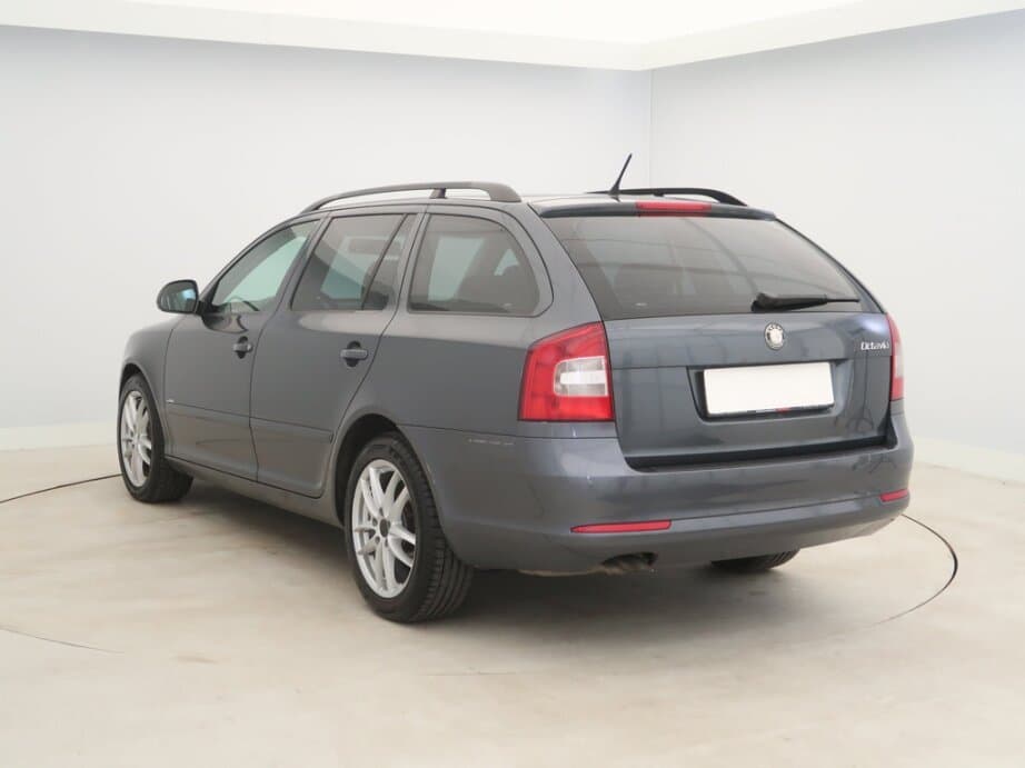 2010 Škoda OCTAVIA - 5