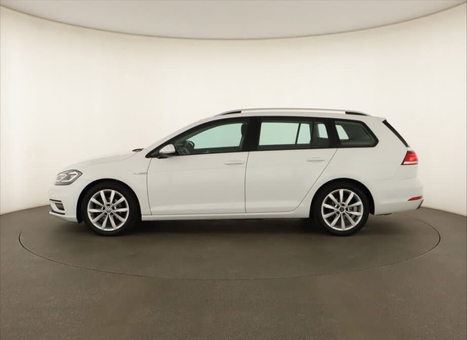2020 Volkswagen GOLF - 4