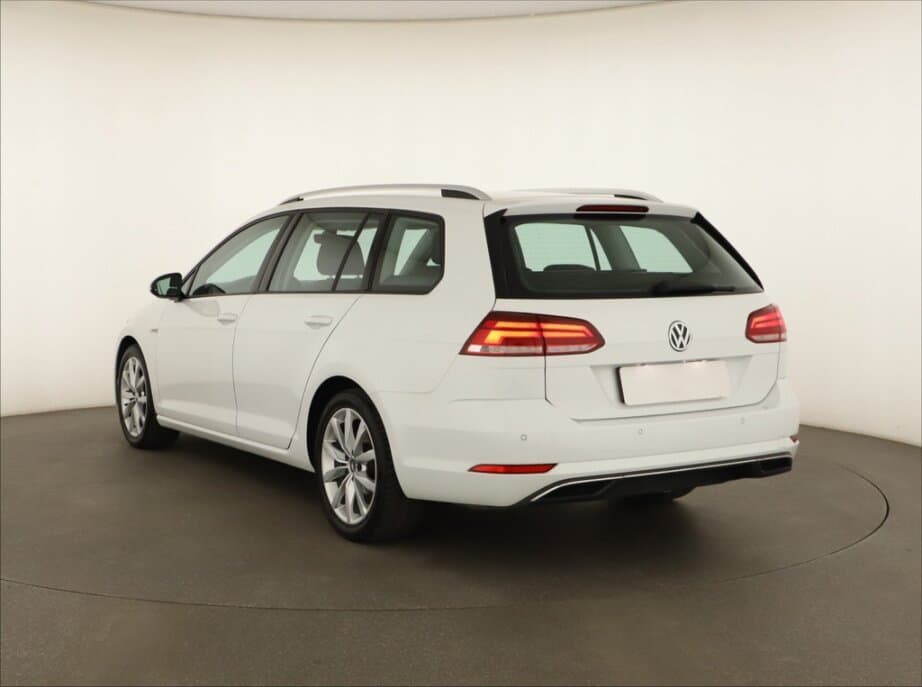 2020 Volkswagen GOLF - 5