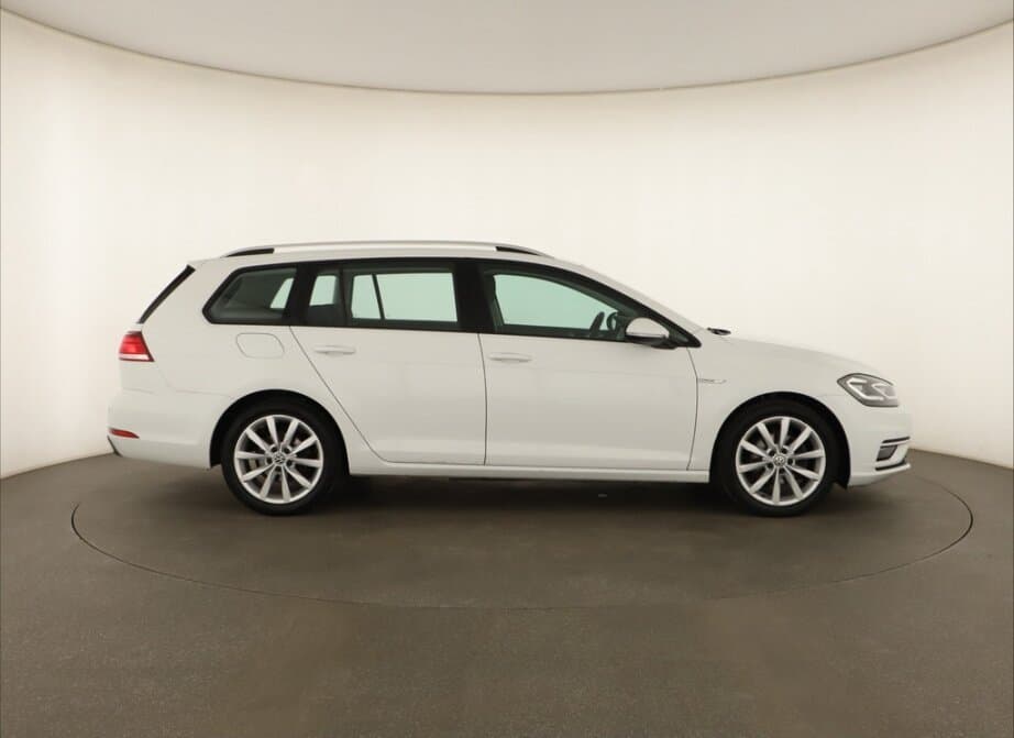 2020 Volkswagen GOLF - 8