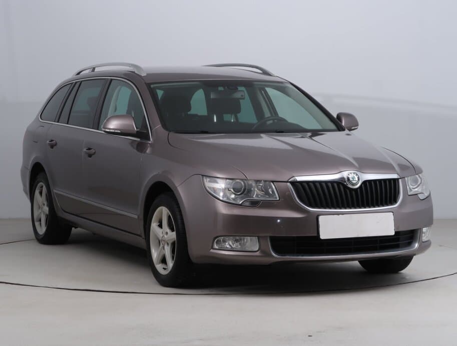 Skoda Superb, 1.8 TSIElegance , Serv.kniha, Xenony