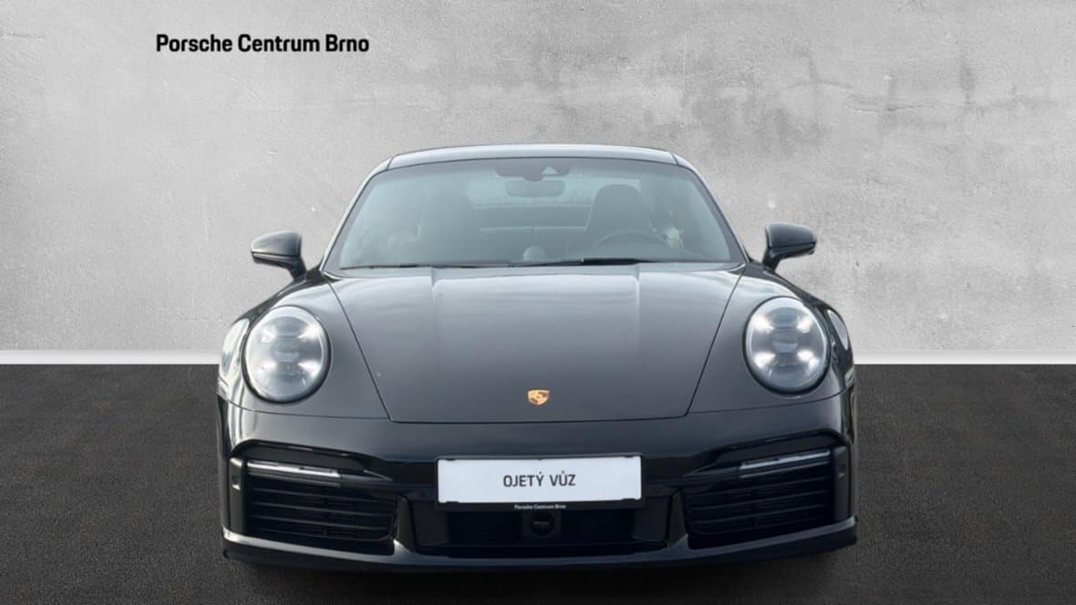 2021 Porsche 911 - 2