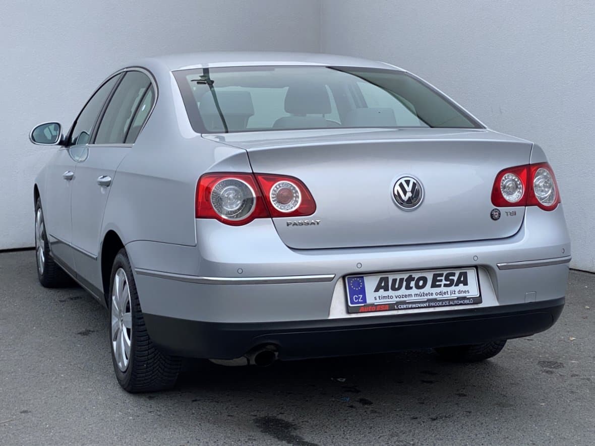 2008 Volkswagen PASSAT - 6