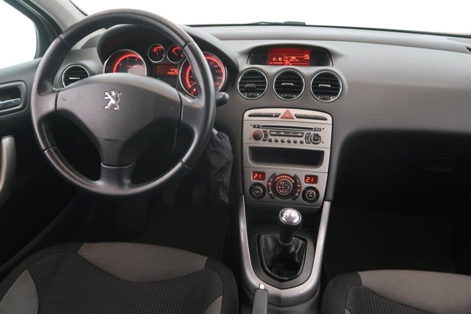 2011 Peugeot 308 - 9