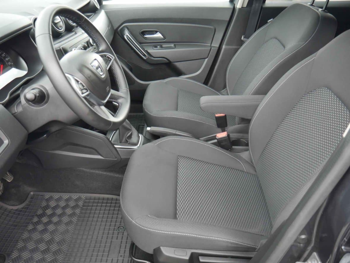 2020 Dacia DUSTER - 9