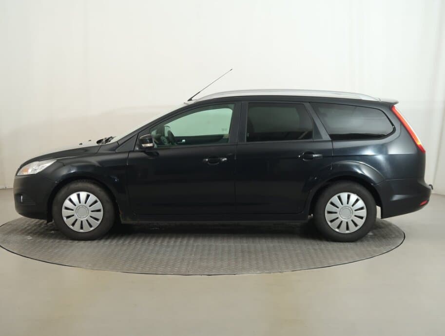 2009 Ford FOCUS - 4