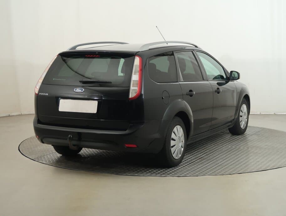 2009 Ford FOCUS - 7