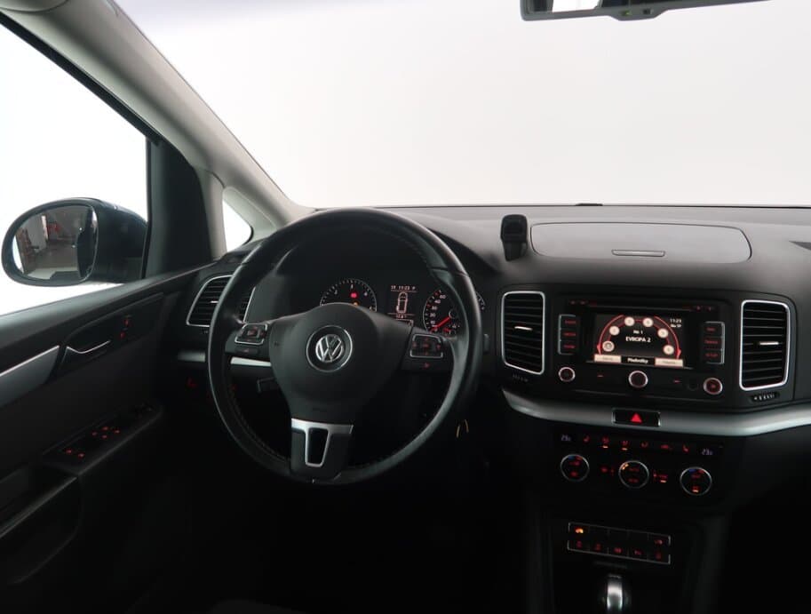 2015 Volkswagen SHARAN - 9