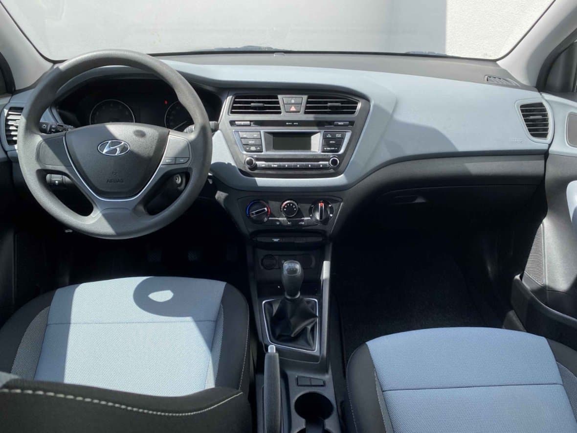 2017 Hyundai i20 - 8