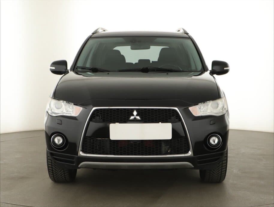 2011 Mitsubishi OUTLANDER - 2