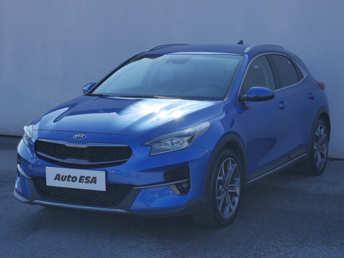 2021 Kia XCEED - 3