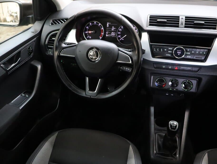 2018 Škoda FABIA - 9