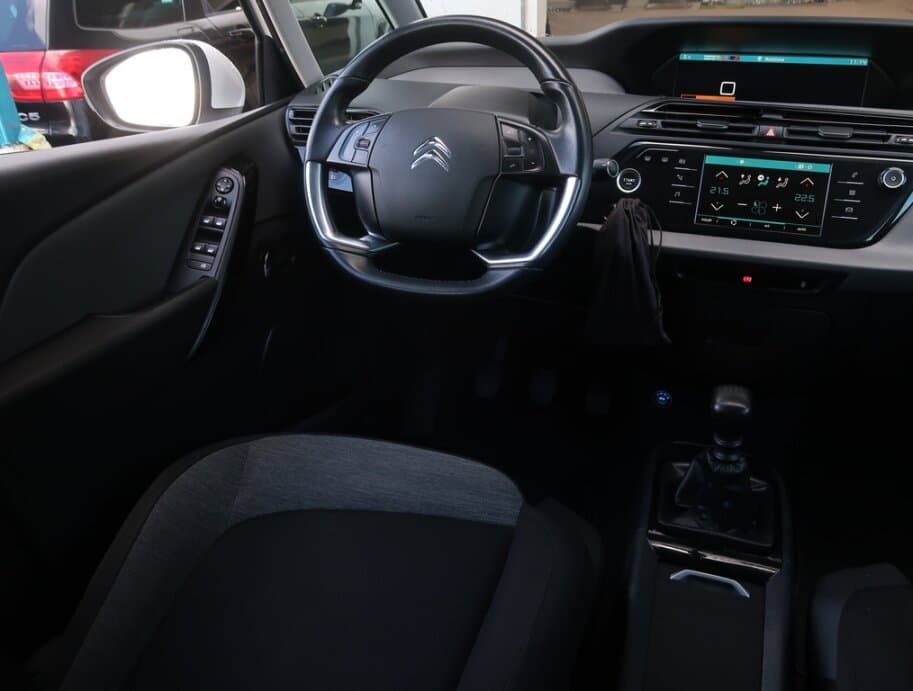 2019 Citroen C4 - 9