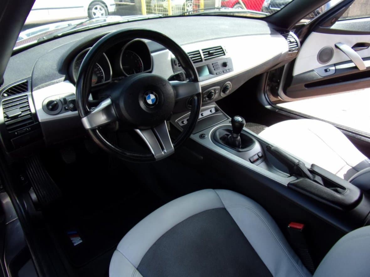 2003 BMW Z4 - 16