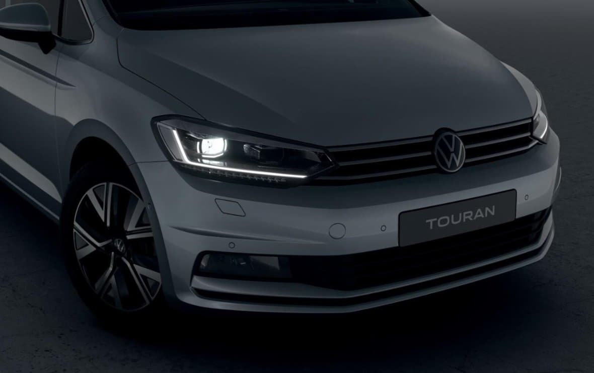 Volkswagen Touran - 4