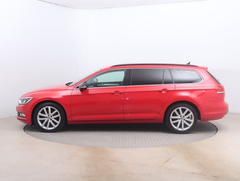 2016 Volkswagen PASSAT - 4