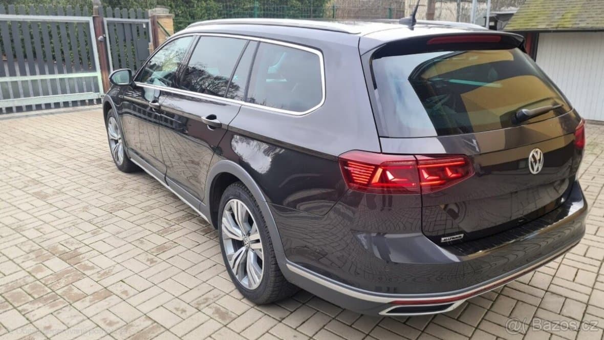 2020 Volkswagen PASSAT - 8