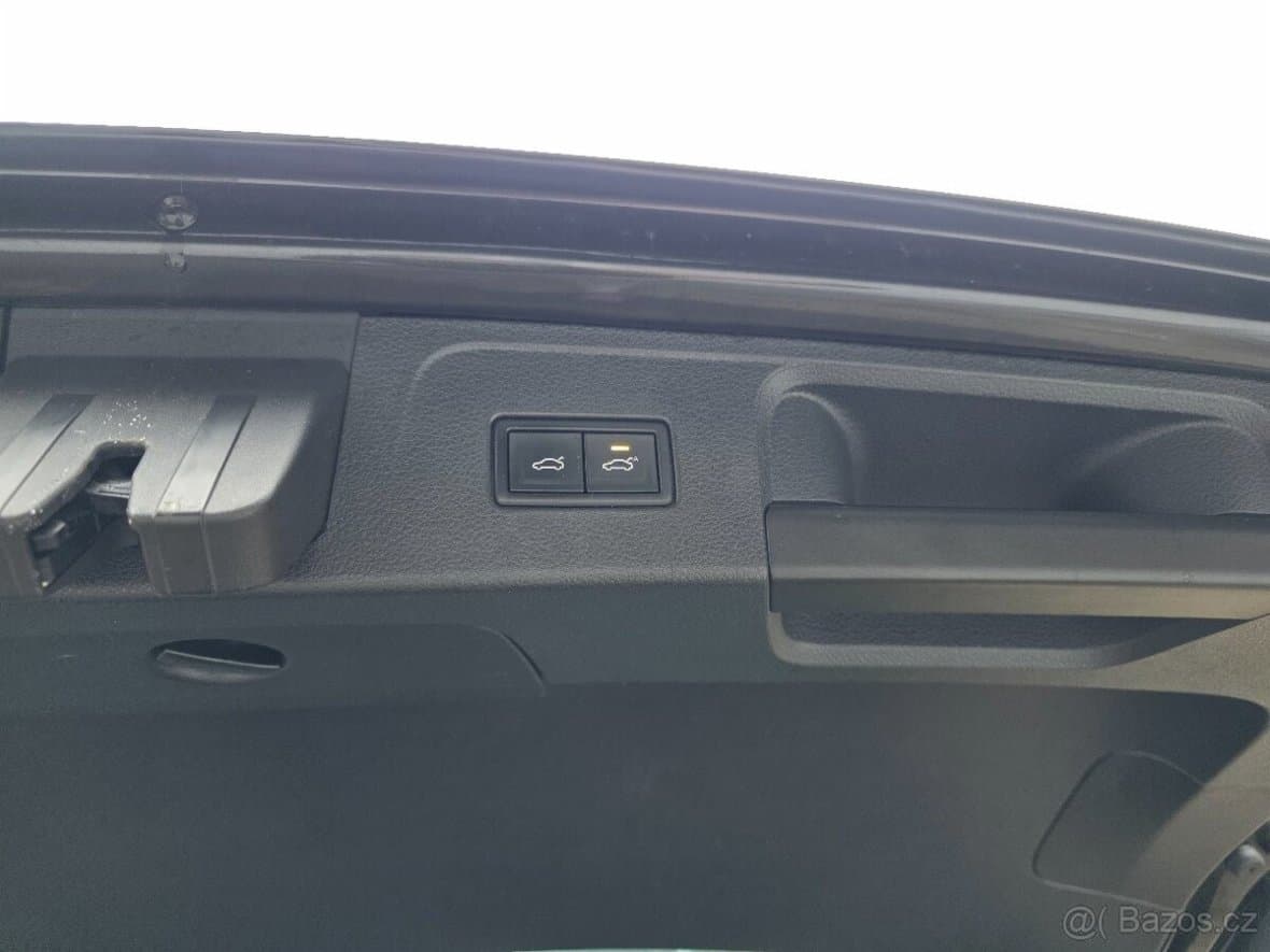 2020 Volkswagen PASSAT - 18