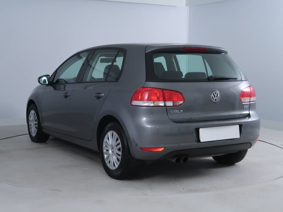 2009 Volkswagen Golf - 5