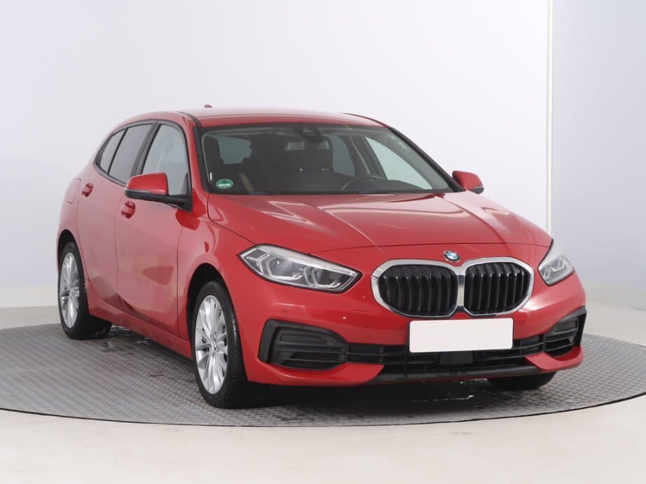 BMW Řada 1, 118i, ČR,automat,digiklima, Hatchback,