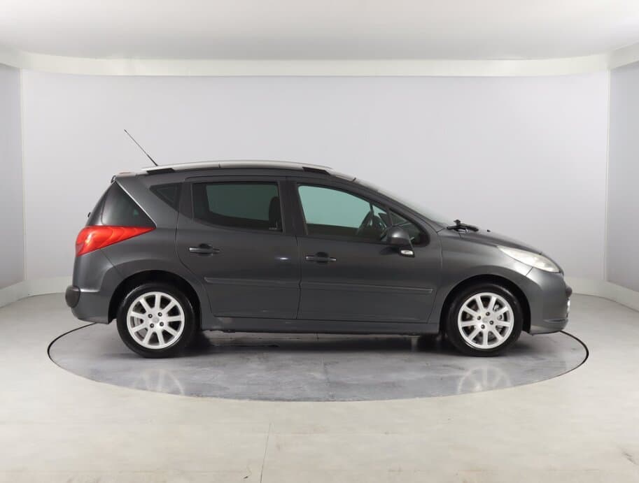 2008 Peugeot 207 - 8